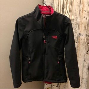 North Face jacket. Black with hot pink logo. Medium